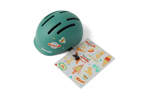 Casco-Thousand-Toddler-Green-Dream-3-pegatinas2